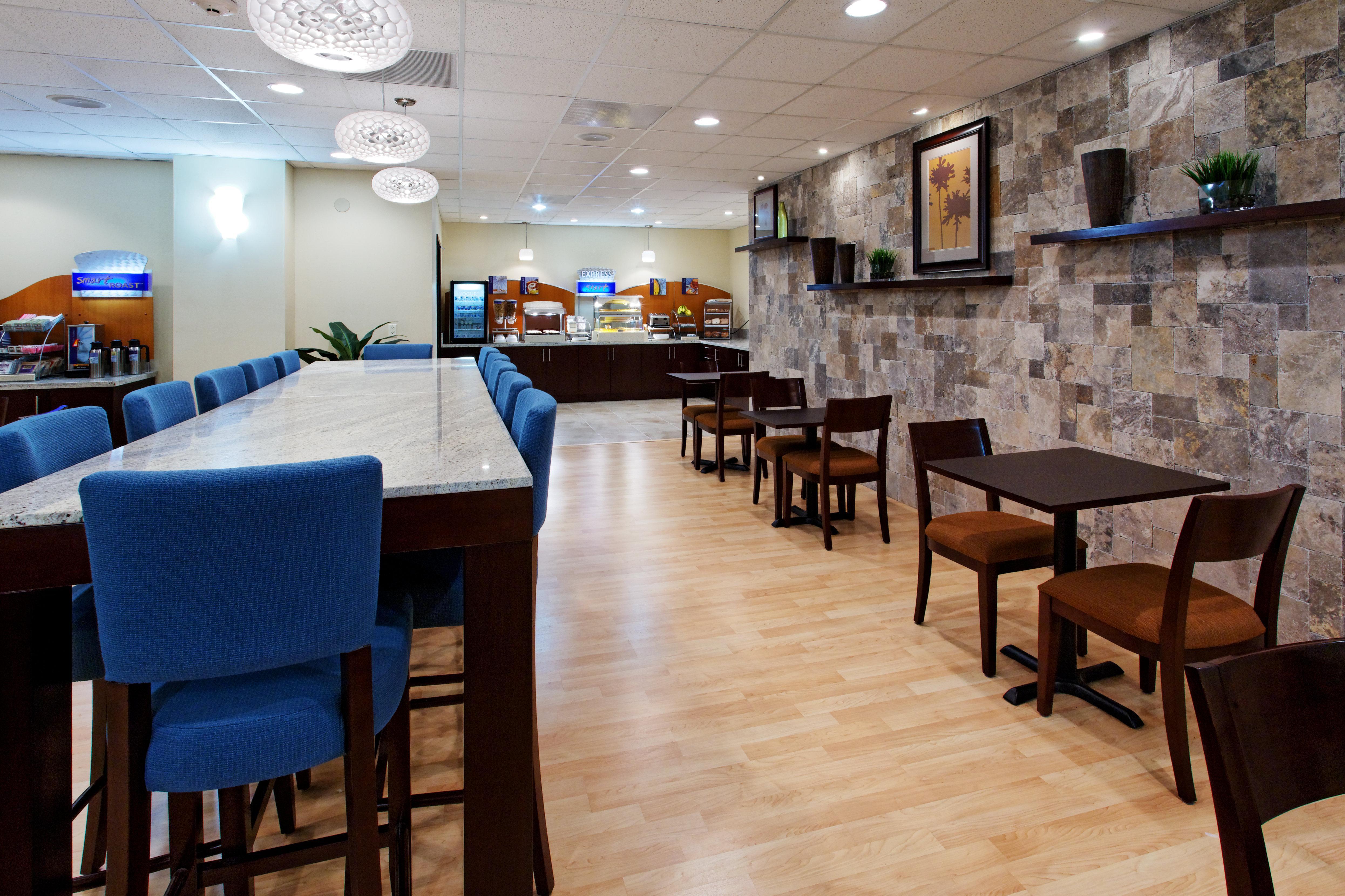 Holiday Inn Express Benicia By Ihg Exterior foto